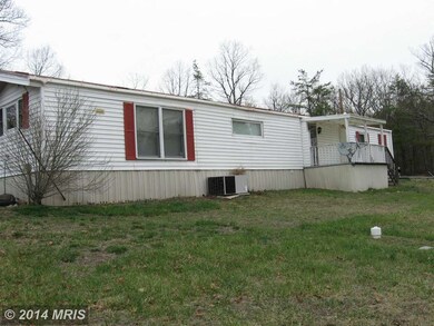 422 Birch Grove Ln, Berkeley Springs, WV 25411 - photo 2