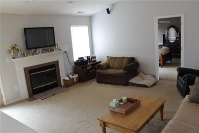 6057 E Pioneer Place, Columbus, IN 47203 - photo 7