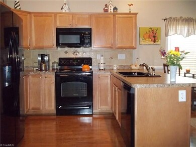 350 Stowe Ave unit 202, Asheboro, NC 27203 - photo 5