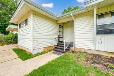 542 Souder Dr, Hurst, TX 76053 - photo 4