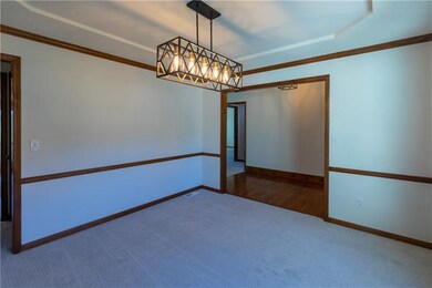 5723 Richards Cir, Shawnee, KS 66216 - photo 5