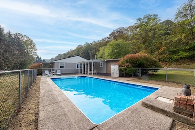 212 Bridge St, Presto, PA 15142 - photo 5