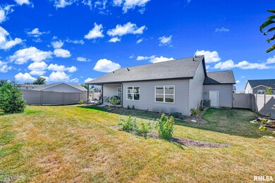 2404 Boulder Dr, Normal, IL 61761 - photo 4