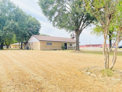 1911 Field Store Rd, Waller, TX 77484 - photo 5