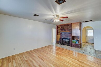 7133 NE Wolf Rd, Elgin, OK 73538 - photo 7