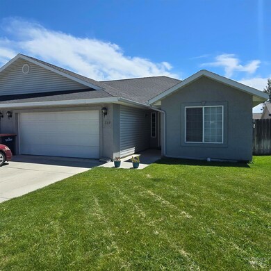 731 Caswell Ave W, Twin Falls, ID 83301 - photo 3