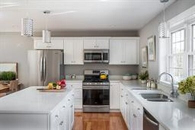 14 Craftsman Ct unit 18, South Grafton, MA 01560 - photo 2