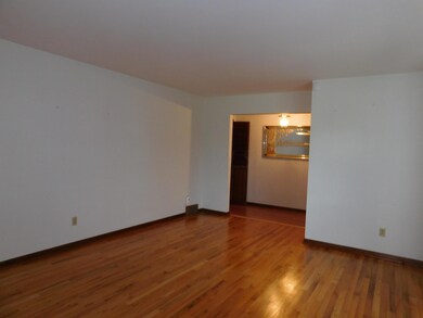 6074 Clintonview St, Columbus, OH 43229 - photo 4