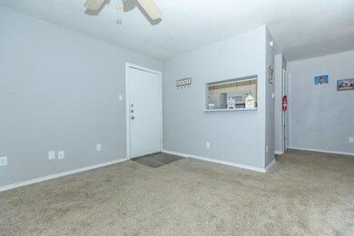 420 Garland Dr unit 805, Lake Jackson, TX 77566 - photo 2