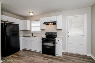 006-photo-kitchen-10329967