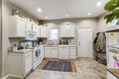 561 Kimball Place, Columbus, OH 43205 - photo 7