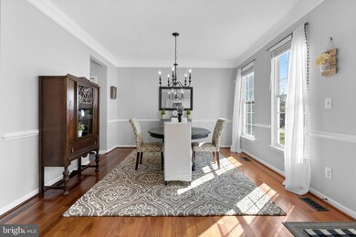 43082 Barons St, Chantilly, VA 20152 - photo 5