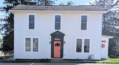 123 W Loyalhanna St unit SST, Ligonier, PA 15658 - photo 2