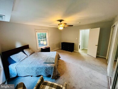 3890 Lyndhurst Dr unit 103, Fairfax, VA 22031 - photo 7