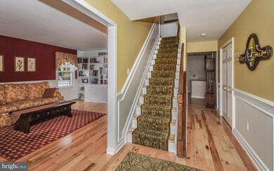 313 White Swan Way, Langhorne, PA 19047 - photo 2