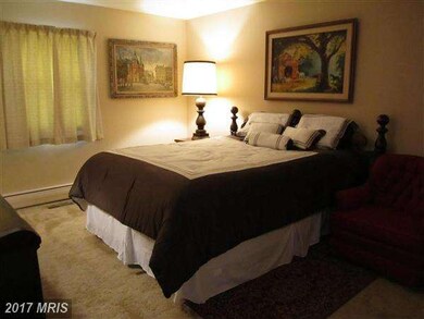 3604 Hallmark Ct, Parkville, MD 21234 - photo 5