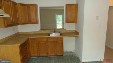 14627 Almanac Dr, Burtonsville, MD 20866 - photo 3