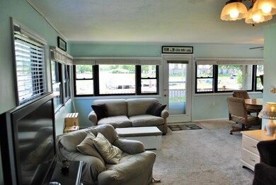 Living and eating area