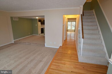 2104 Lang Dr, Crofton, MD 21114 - photo 3