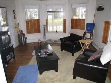 Living room 1