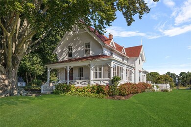 60 Poppasquash Rd, Bristol, RI 02809 - photo 2