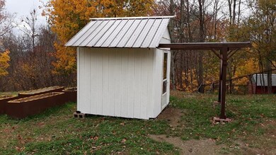 9 Pinewood Cir, Walpole, NH 03608 - photo 6