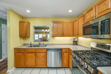 127 Spinnaker Way, Portsmouth, NH 03801 - photo 3