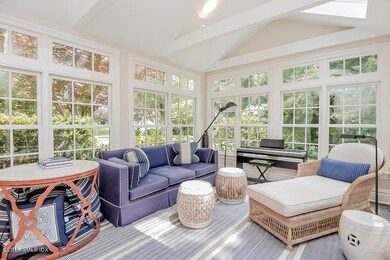 025-Sun_Room-1098807-mls