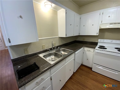 510 Cheyenne Dr unit B, Temple, TX 76504 - photo 5