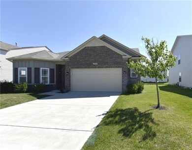 2183 Cedarmill Dr, Franklin, IN 46131 - photo 2