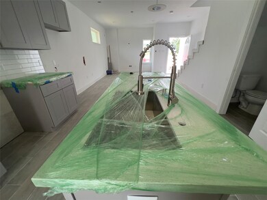 8130,8132 Knox, Houston, TX 77088 - photo 5