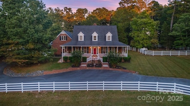 406 Duck Creek Ln, Indian Trail, NC 28079 - photo 2