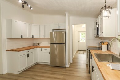 676 2nd Nh Turnpike, Claremont, NH 03743 - photo 5