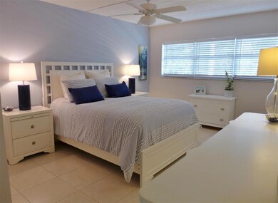 605 Oaks Dr unit 503, Pompano Beach, FL 33069 - photo 5