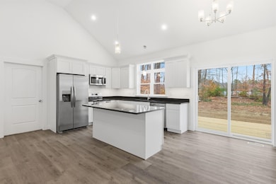 225 Kendall St, Franklin, NH 03235 - photo 4