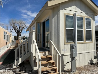 1449 E Avenue I unit C8, Lancaster, CA 93535 - photo 2