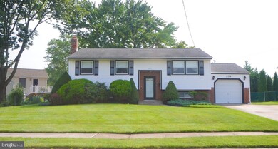 204 Hobart Dr, Clementon, NJ 08021 - photo 2