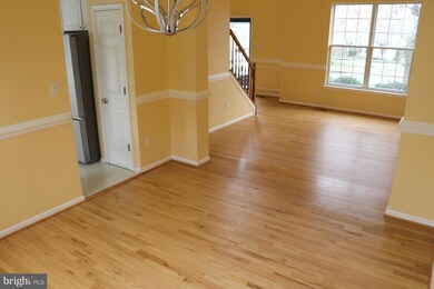 11200 Little Fox Ln, Germantown, MD 20876 - photo 7