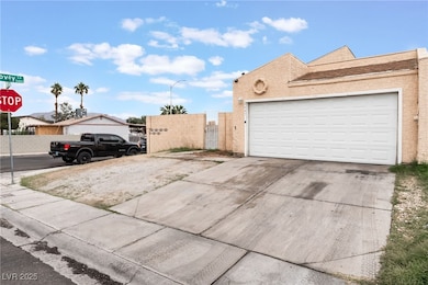 3647 Elegant Saint Ct, Las Vegas, NV 89115 - photo 2