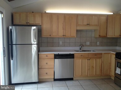 12720 Torrington St, Woodbridge, VA 22192 - photo 6