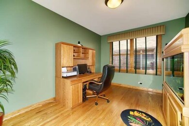 188 N Highland Ave, Elmhurst, IL 60126 - photo 7