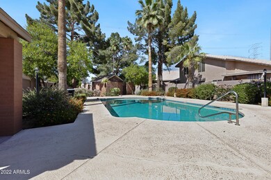 1226 E Hearne Way-41