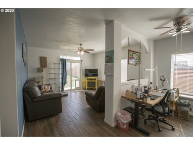 Living Room/Dining Room