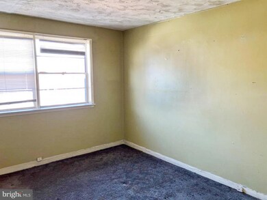 1704 Northbourne Rd, Baltimore, MD 21239 - photo 6