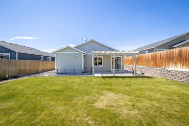 549 N Montclair Ave, East Wenatchee, WA 98802 - photo 4