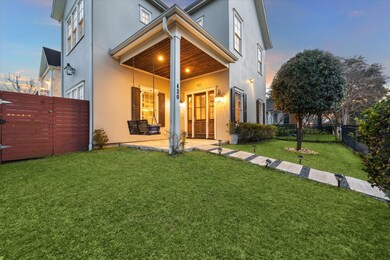 420 Aurora St, Houston, TX 77008 - photo 4