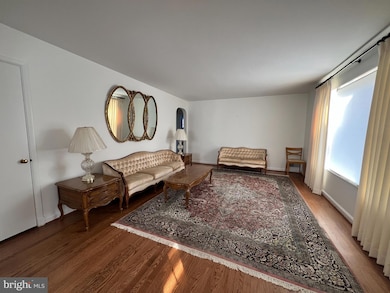 6205 Kirby Rd, Bethesda, MD 20817 - photo 2