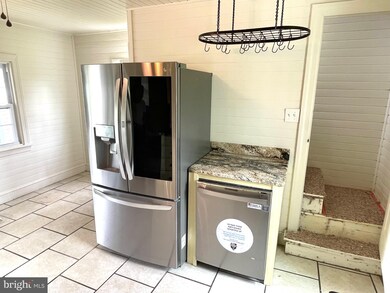 1152 Valley Forge Rd unit 1152 EAST, Norristown, PA 19403 - photo 4