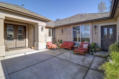 21089 Falling Leaf Rd, Redding, CA 96003 - photo 3