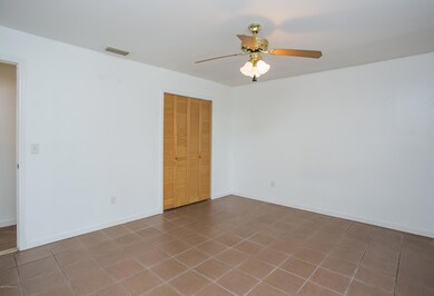 006_Master Bedroom